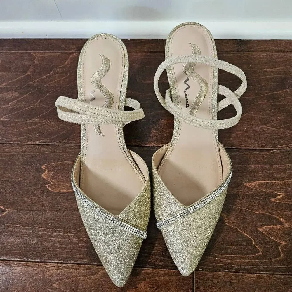 Nina Beckie Dress Pump Size 6 in Platino